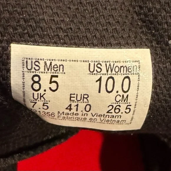 Vans x Disney Snow White Old Skool Stackform Sneaker - Picture 5 of 16